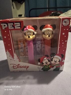 Disney Minnie & Mickey Holiday PEZ Dispensers Set (Not For Consumption)